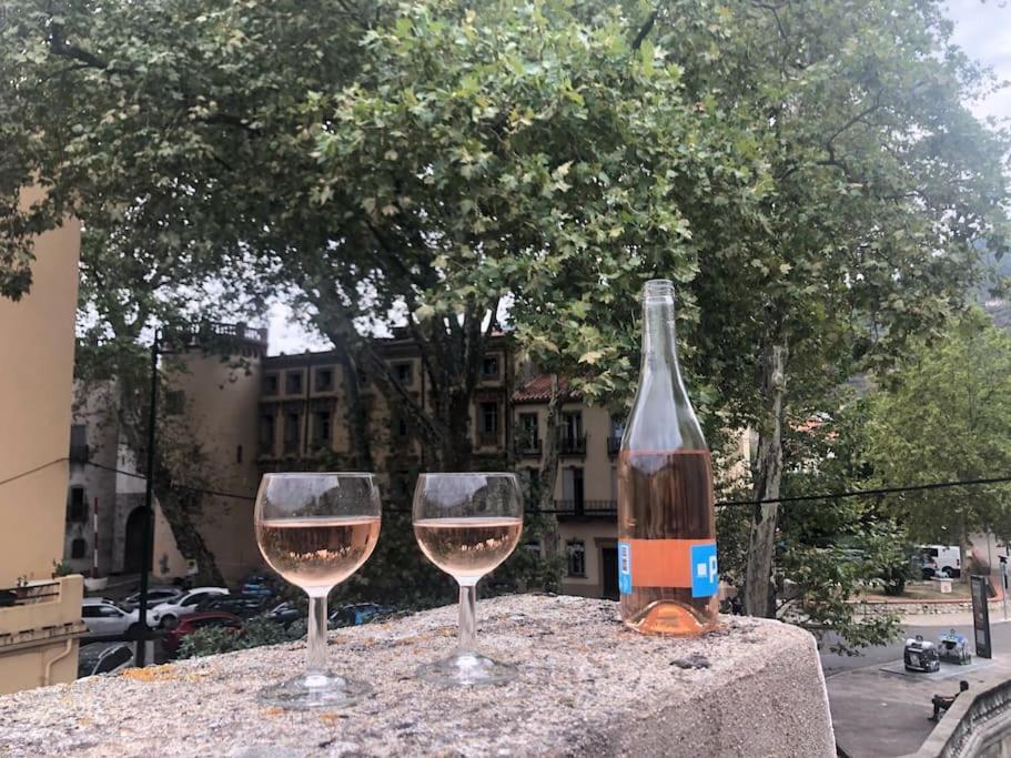Au Coeur De Ville Avec Terrasse Céret Eksteriør bilde