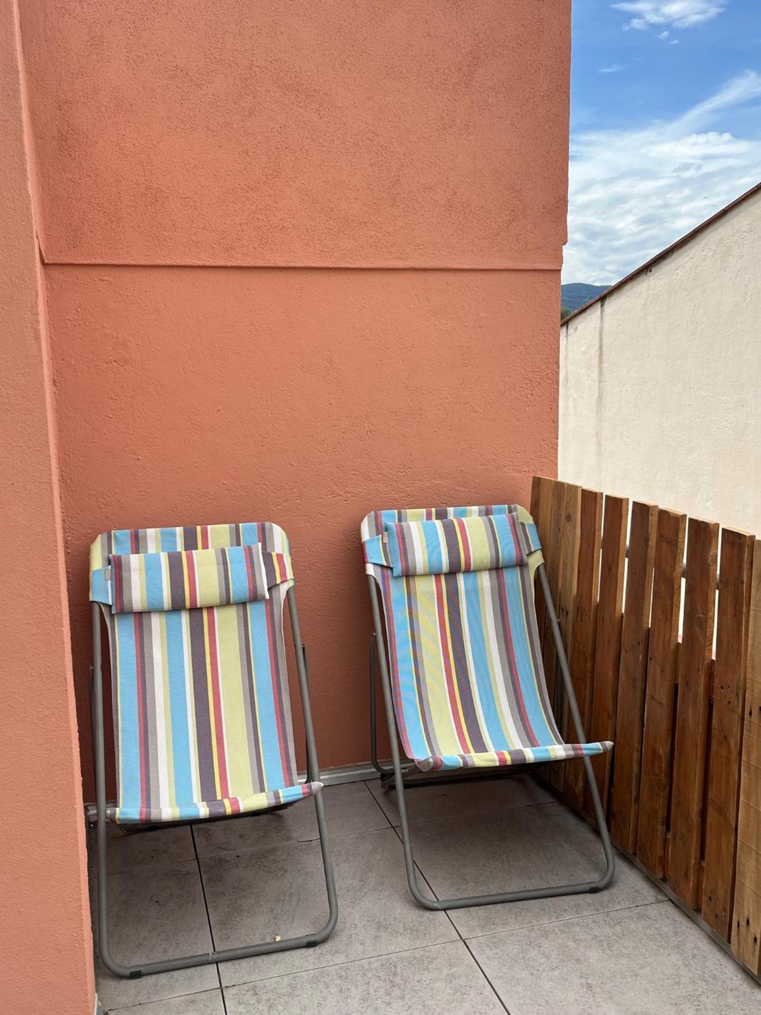 Au Coeur De Ville Avec Terrasse Céret Eksteriør bilde